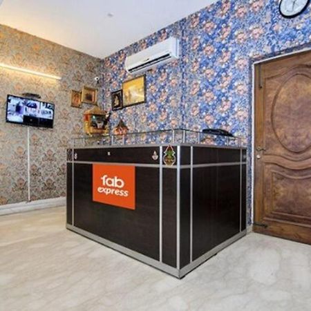 Hotel Fabexpress Ashray Noida Zewnętrze zdjęcie